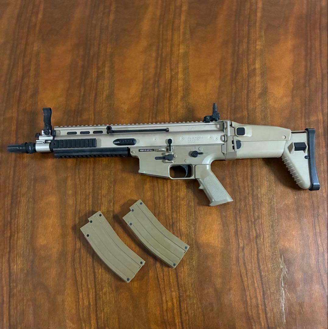 美品　東京マルイ カスタム品　SCAR L 電動ガン　金属ピニオンギア　マガ2本