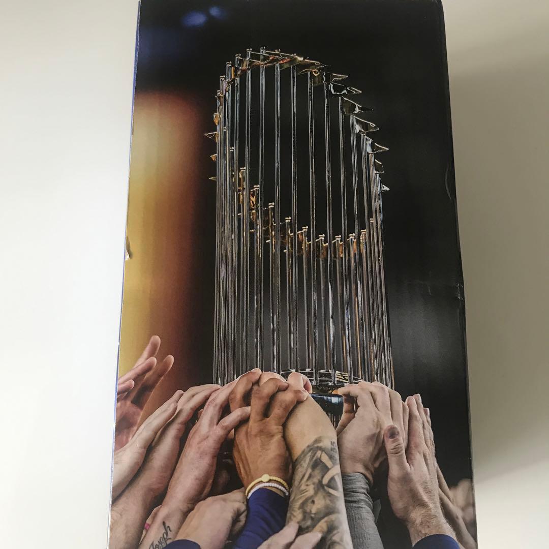 優勝　最新　球場配布限定品　非売品　ロサンゼルス・ドジャース レプリカトロフィー