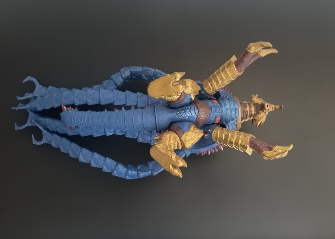 ウルトラマンメビウス　ユーキラーザウルス　001