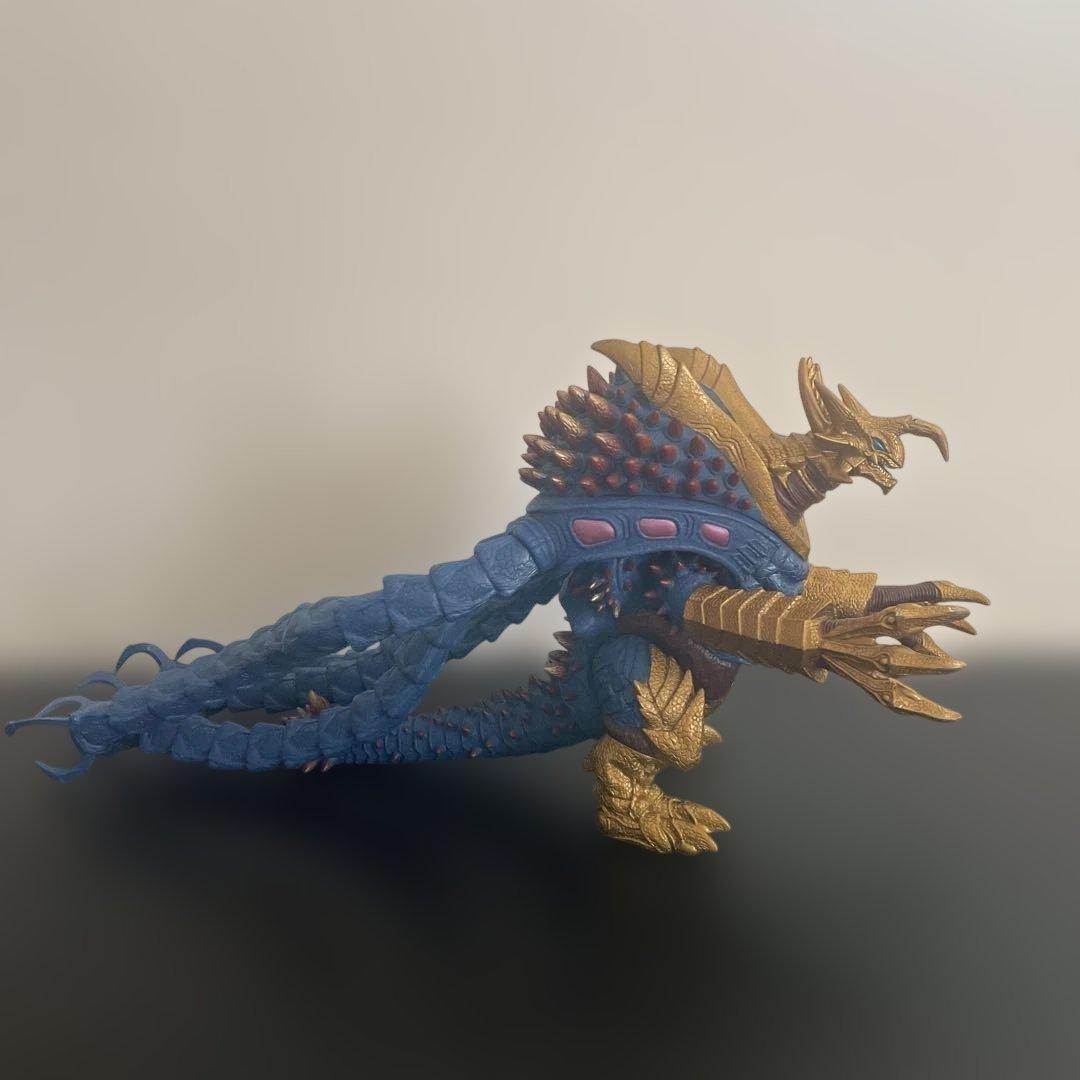 ウルトラマンメビウス　ユーキラーザウルス　001