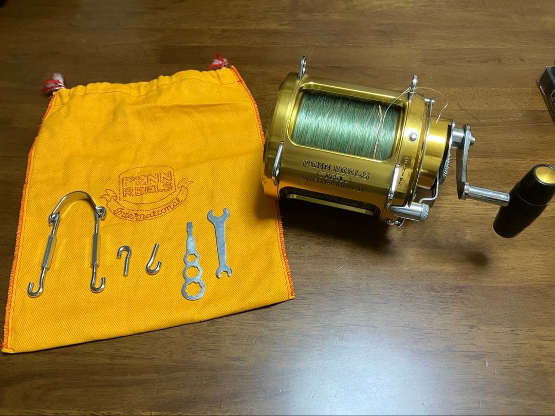 PENN International II リール 80STW