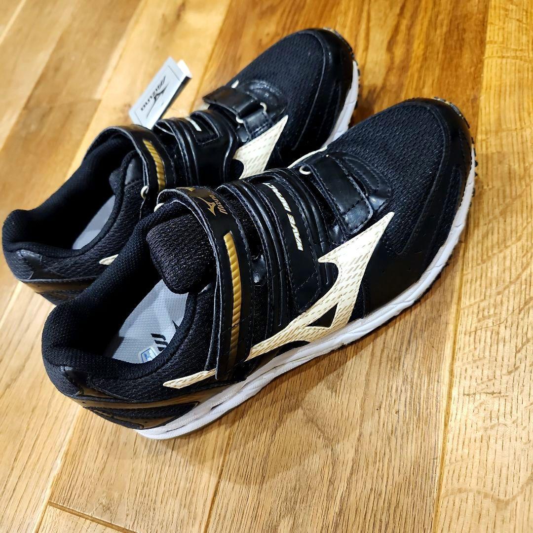 新品✨希少✨MIZUNO　ランニングトレーニングシューズ 26cm