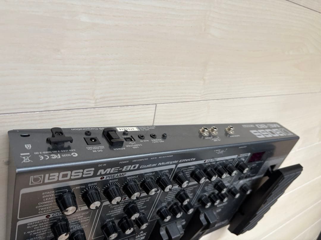 ギター マルチエフェクター BOSS ME-80（アダプター付）