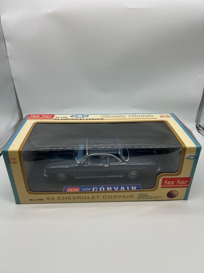 No54ミニカー1/18箱あり 63 CHEVROLET CORVAIR