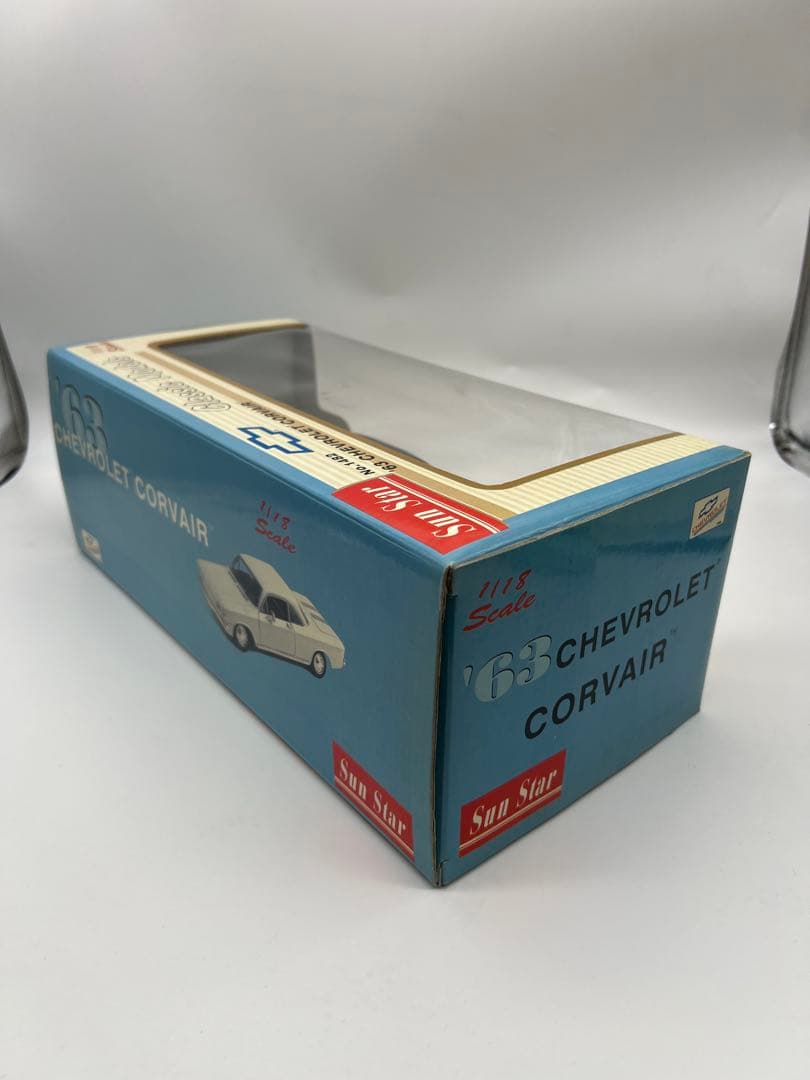 No54ミニカー1/18箱あり 63 CHEVROLET CORVAIR