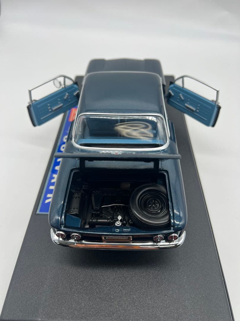 No54ミニカー1/18箱あり 63 CHEVROLET CORVAIR