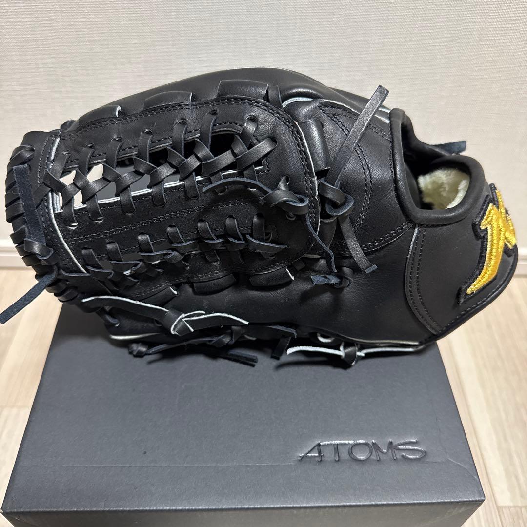 美品　ATOMS 硬式野球グローブ 左投げ　黒