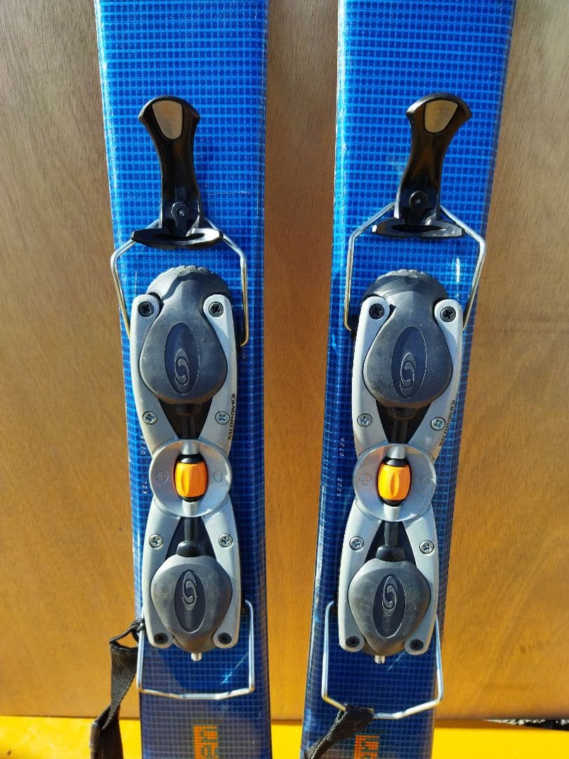 サロモン　SALOMON　ショートスキー　青　スポーツ