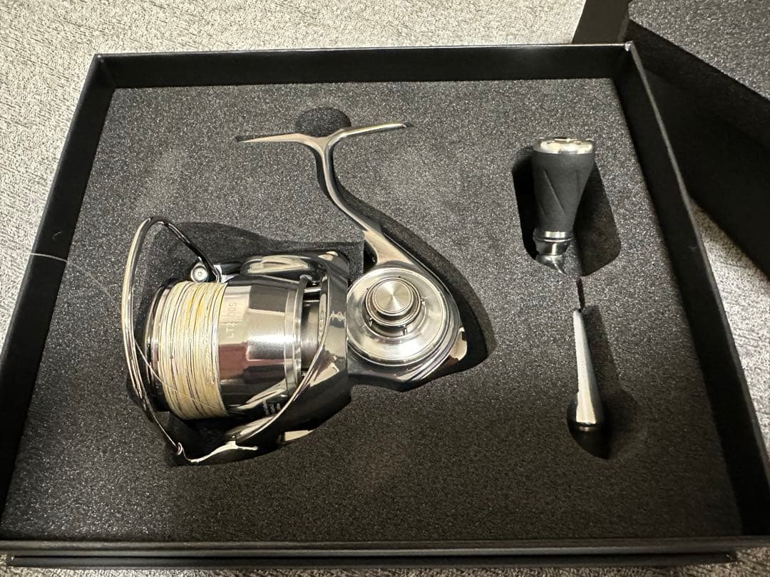 ★ダイワ★22 EXIST LT2500S★１回使用極美品★イグジスト