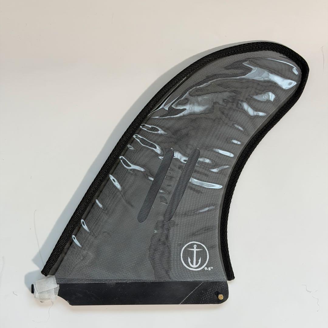 新品！正規品！ CAPTAIN FIN CF PIVOT 9.5\"