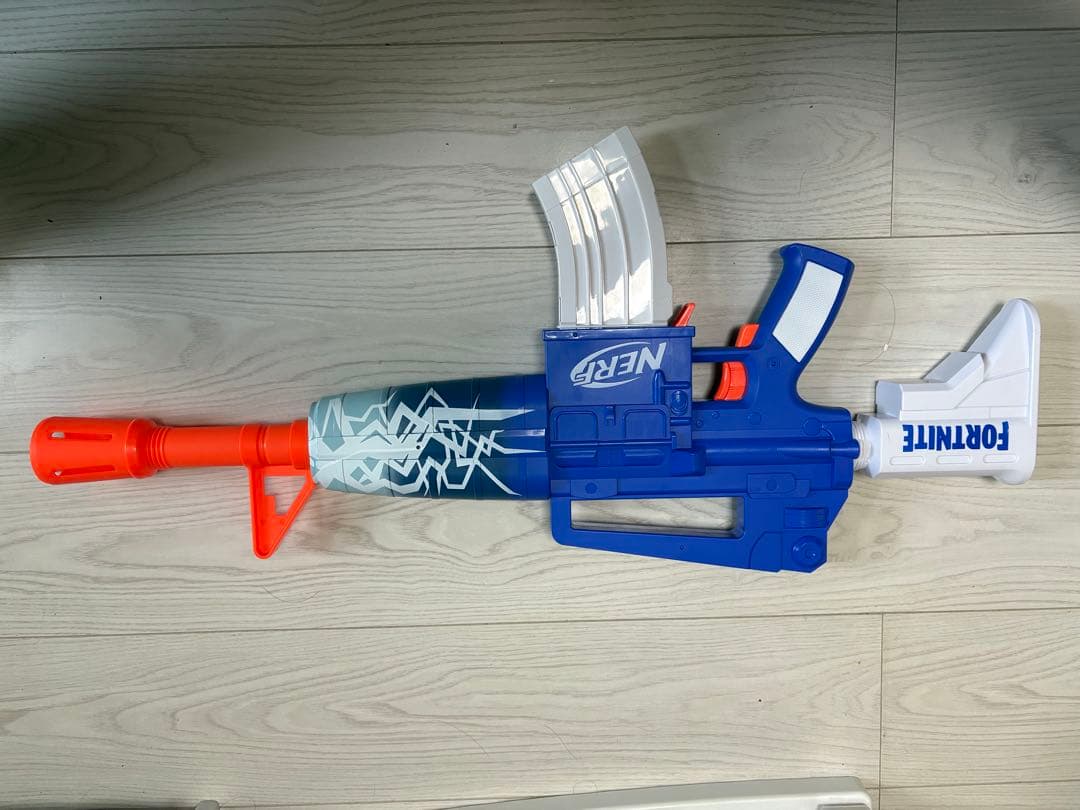 ナーフ　フォートナイトのフォームダーツガン