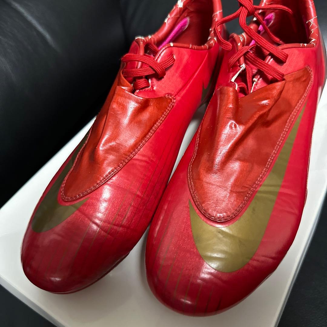 ナイキ　マーキュリアル　ヴェイパー4 SG 赤　　　ロナウド　レア スパイク