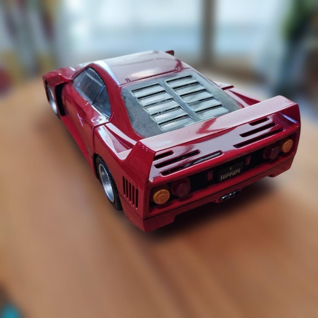 フェラーリ F40 プラモデル 1/12 完成品