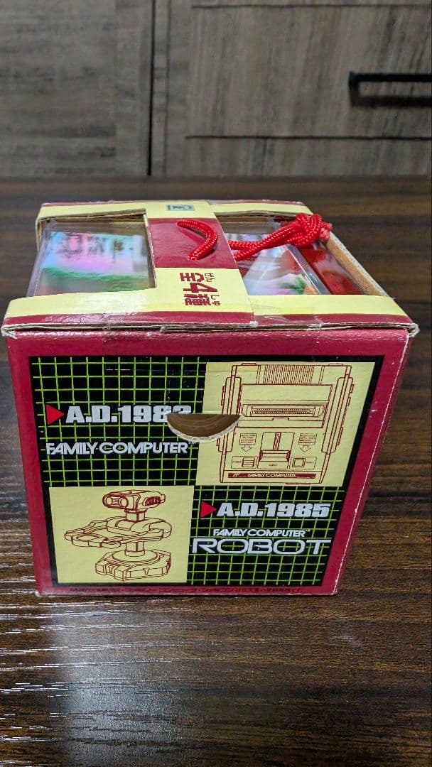 nintendo リストウォッチINキューブケース　ディスクシステム　ディスくん