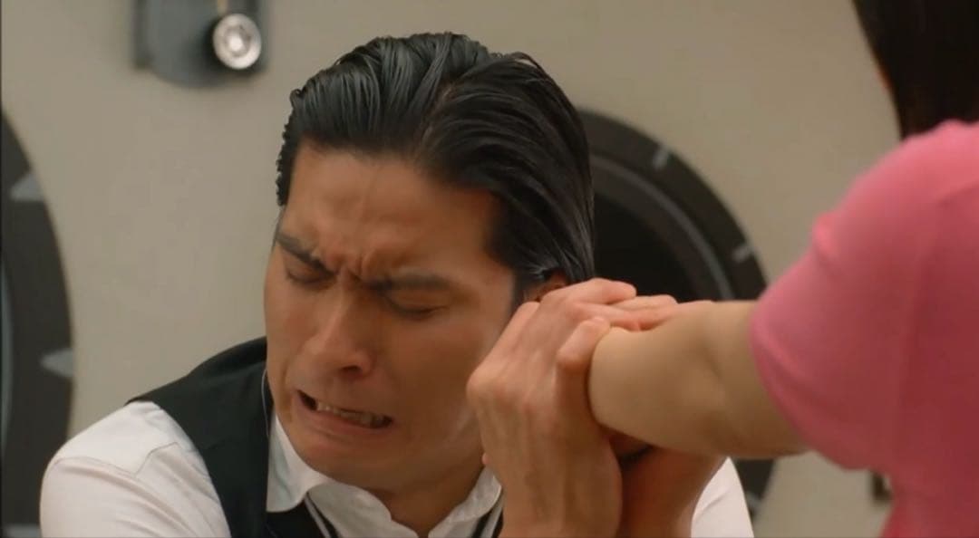 ブリヂストン　タイヤカフェ　タペストリー