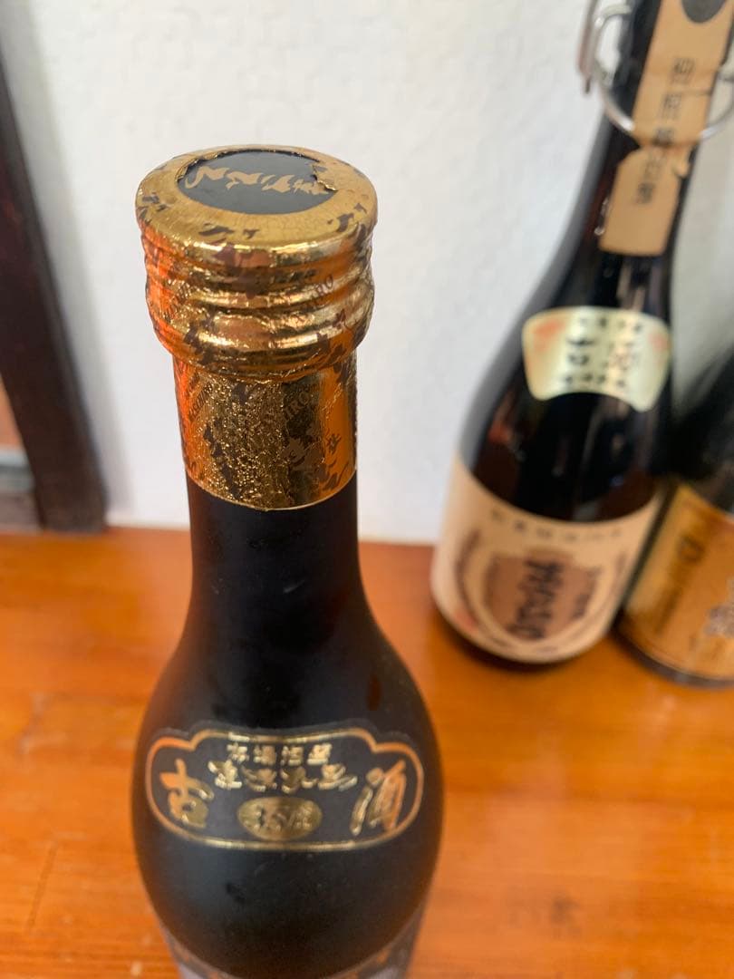泡盛　20年以上熟成古酒　35度　30度 720ml