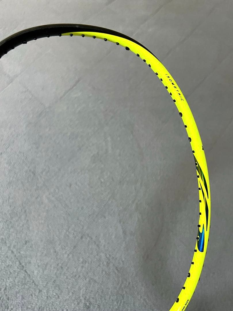 アストロクス77バドミントンラケット / ASTROX 77 4U