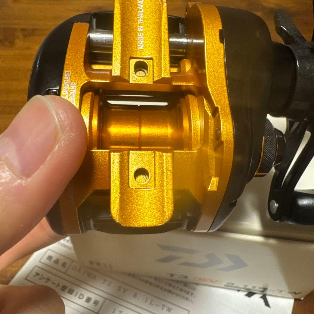 隣*ん様 ダイワ　T3 SV8.1L-TW ベイトリール 左巻き