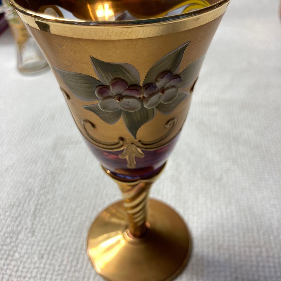 ベネチアングラス　赤と金の花柄ティーセット