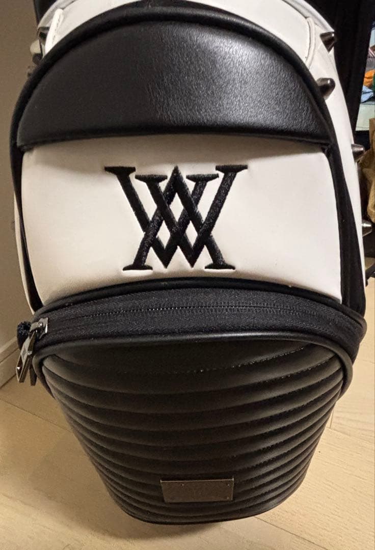 アニュー ゴルフバッグ カラー黒✗白