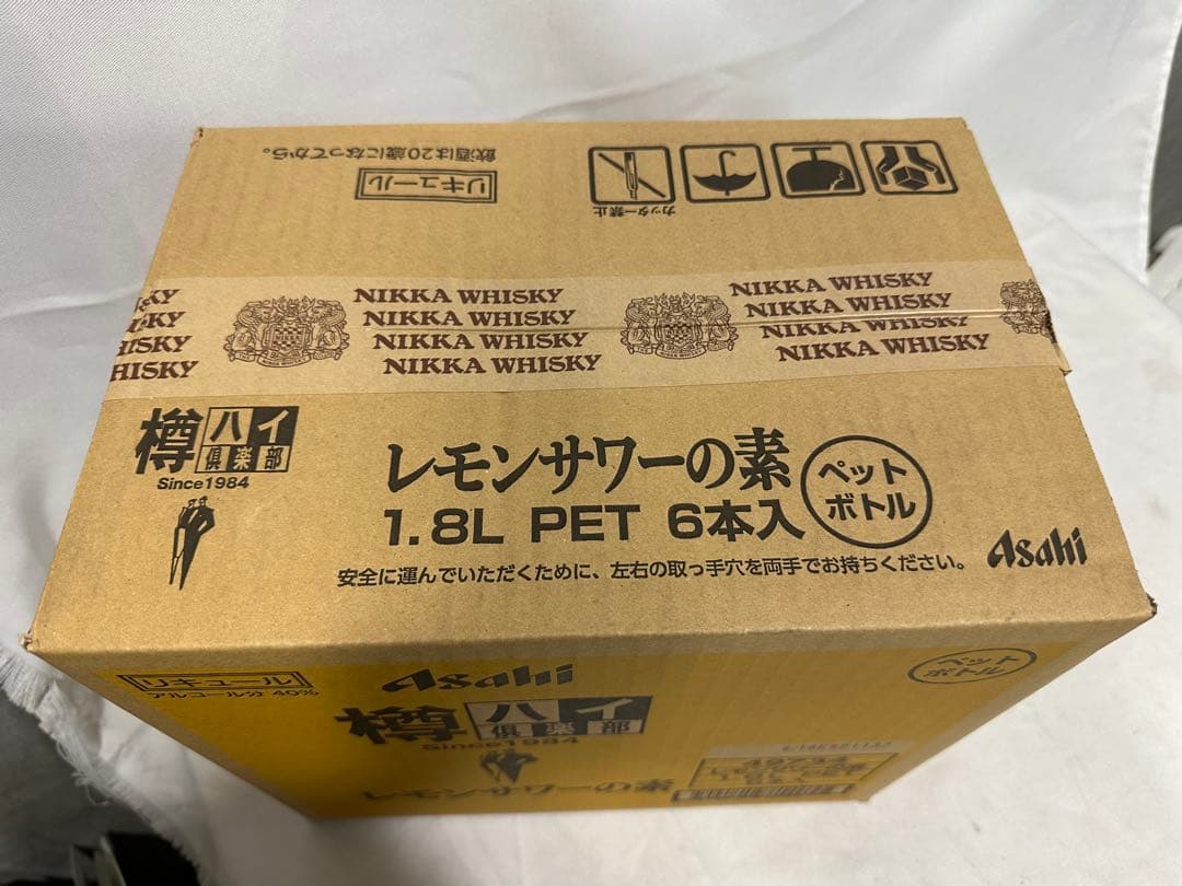5) 格安！アサヒ「樽ハイ倶楽部レモンサワ一の素 1800ml」の6本セット