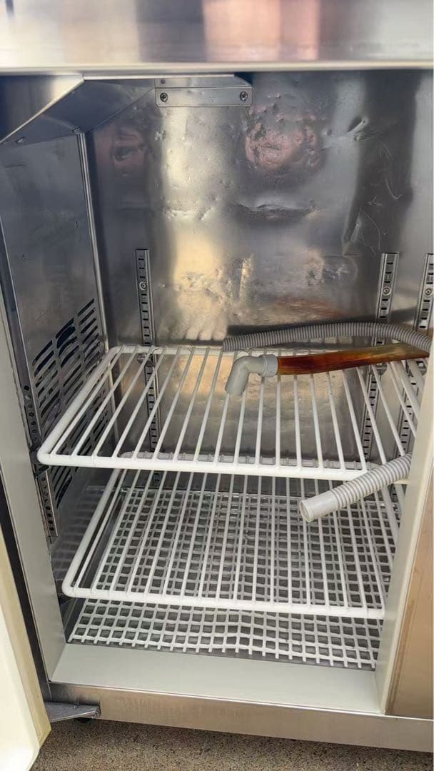 2014年 ダイワテーブル形冷蔵庫