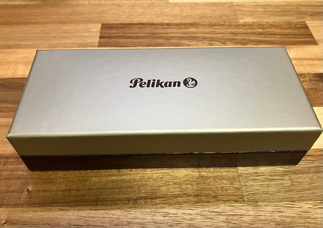 Pelikan 万年筆 スーべレーン M600 グリーンストライプ