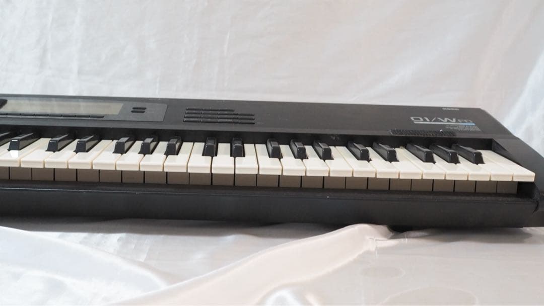 KORG コルグ 01/W FD 61鍵 シンセサイザー ワークステーション