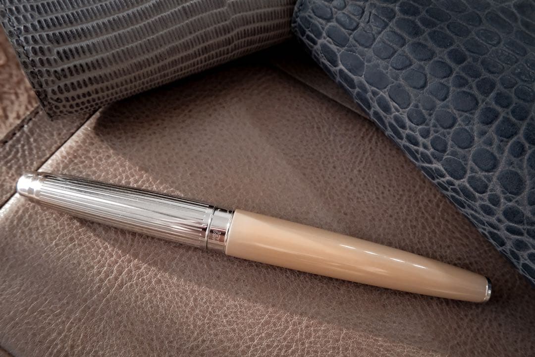 カランダッシュ レマン カシミア Caran d'Ache