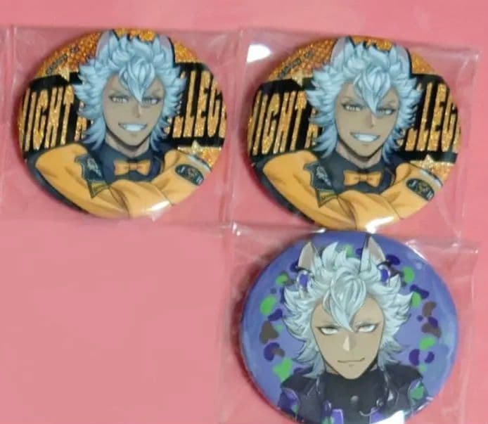 ツイステ ブレイジングジュエル 缶バッジ エース イデア マレウス レオナ