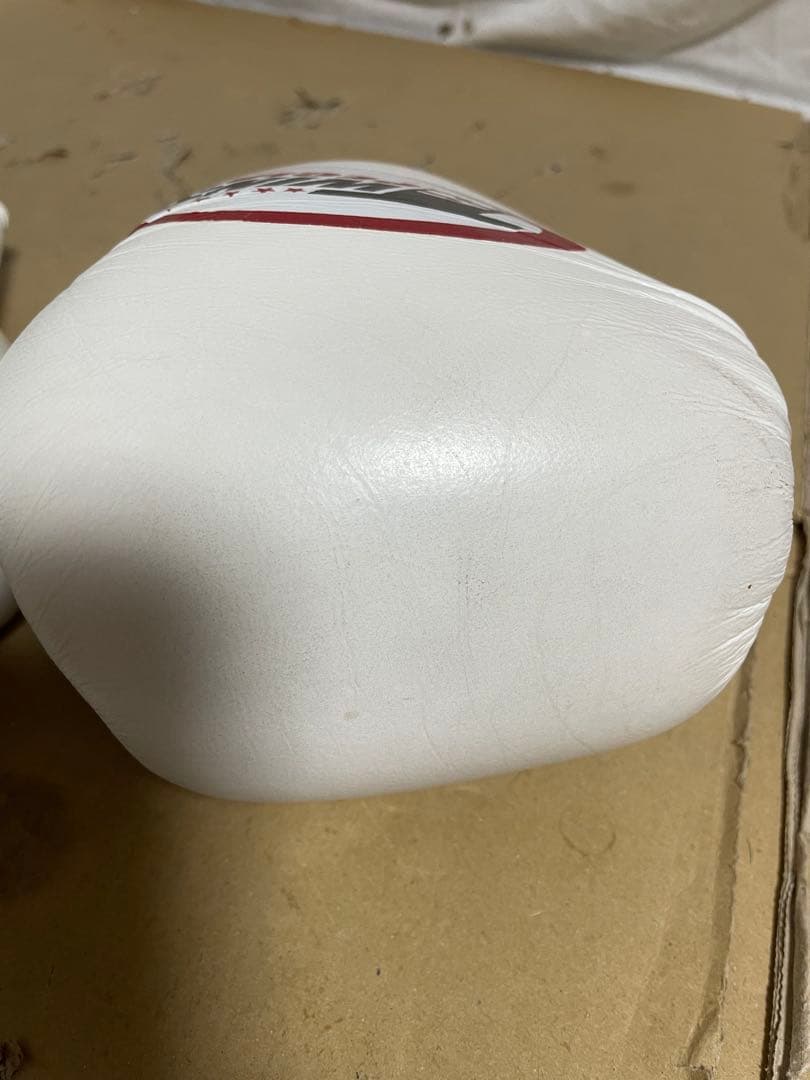 TWINS SPECIAL ボクシンググローブ　 8oz 紐式　本革　ホワイト