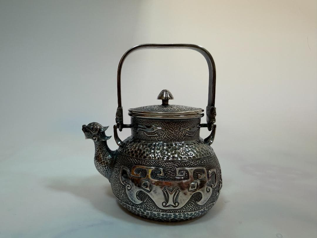 純銀製 饕餮文 獣口 湯沸 銀瓶 煎茶道具