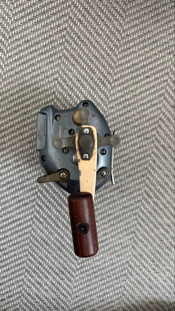 SLS 電動リール グレー