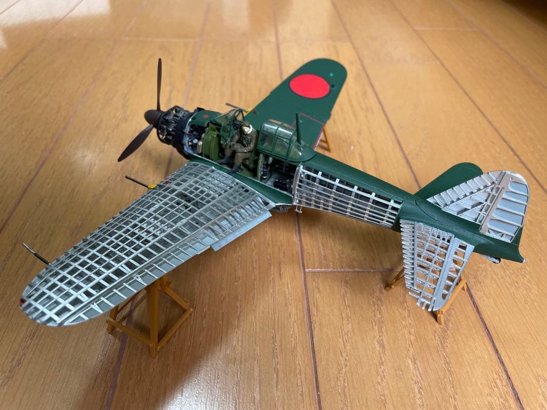 ハセガワ1/48 零戦(半スケルトンver) 帝国海軍戦闘機 プラモデル完成品
