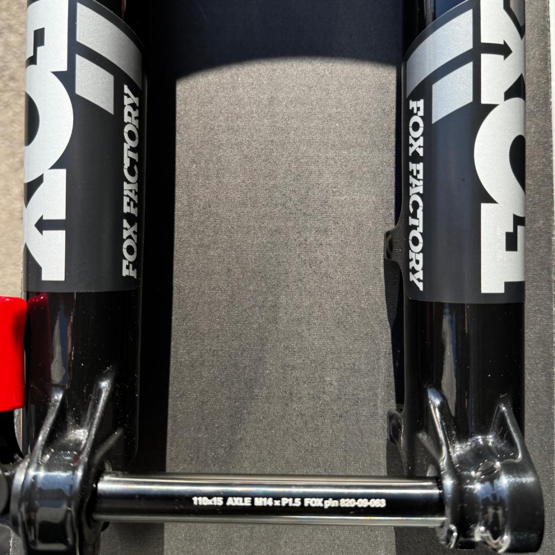 パーツ FOX FACTORY 36 FLOAT 29 160MM GRIP 2