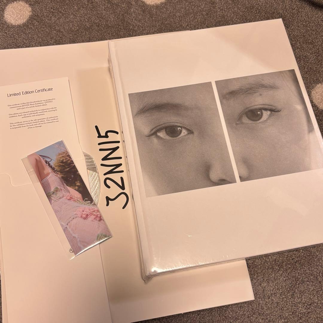 J2NNI5 pop up 写真展ジェニJENNIE Photobook写真集