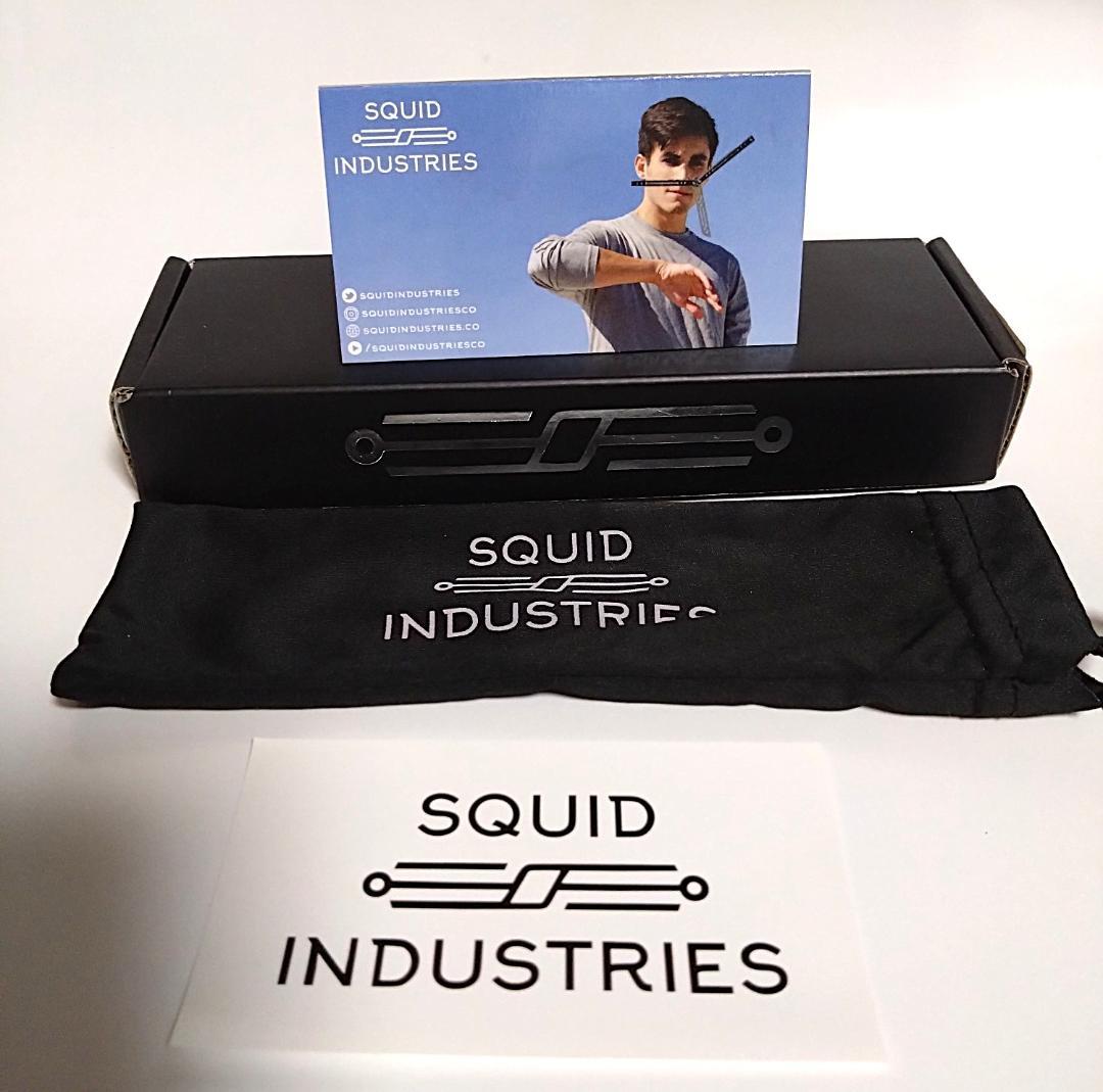 スクイッドトレーナーV4　バタフライナイフ　トレーナー