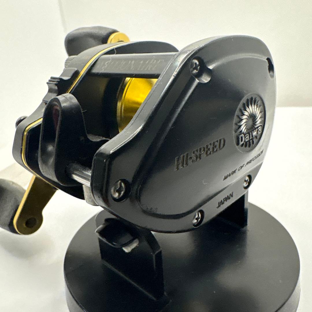 Daiwa MILLIONAIRE st-10AC8ハイスピード ベイトリール