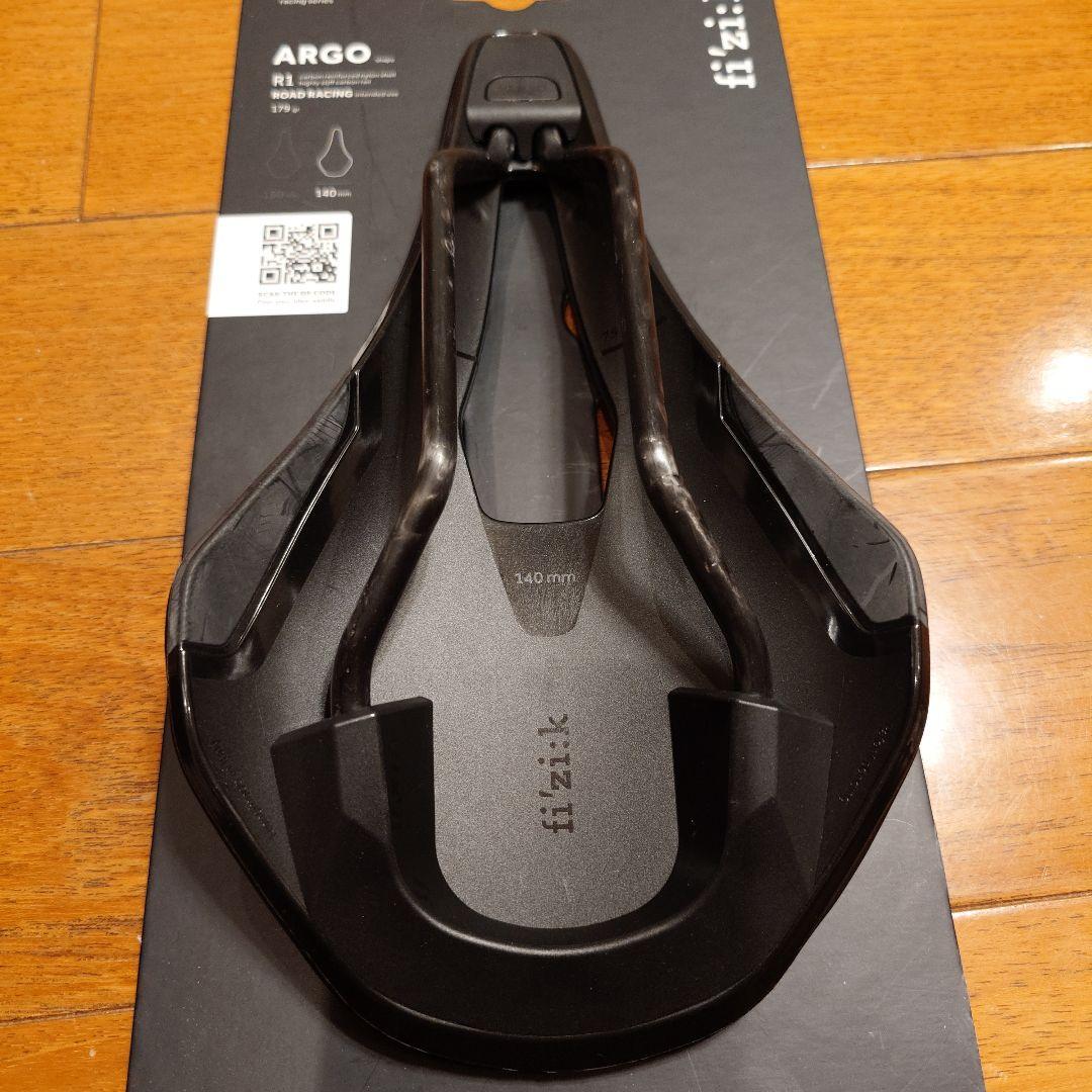 パーツ fizik ARGO VENTO R1 CARBON RAIL140MM