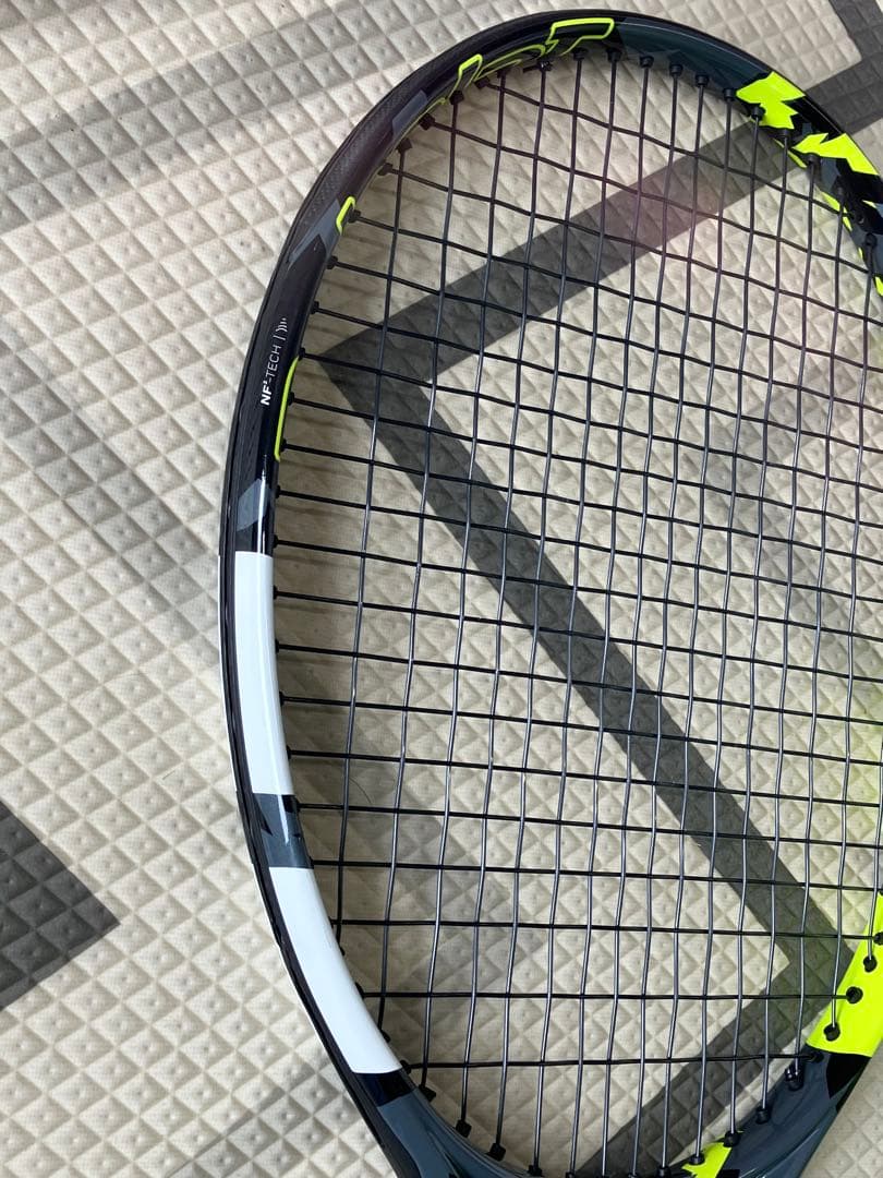 Babolat バボラ　ピュアアエロ98 G2 美品　国内正規品
