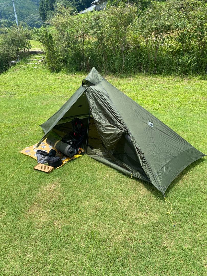 シックスムーンデザインズ　ルナーソロ　テント