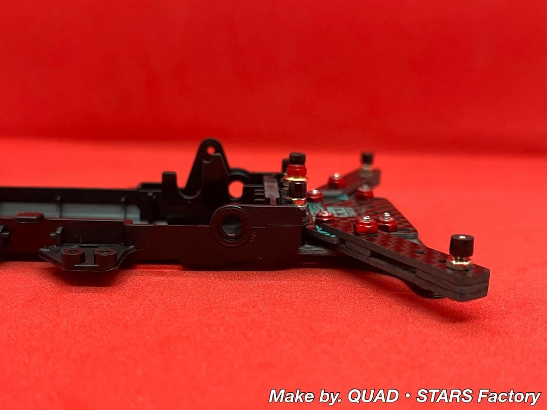 【ミニ四駆・VZ用】1軸リヤアンカー　2022／カーボン【13mmローラー対応】