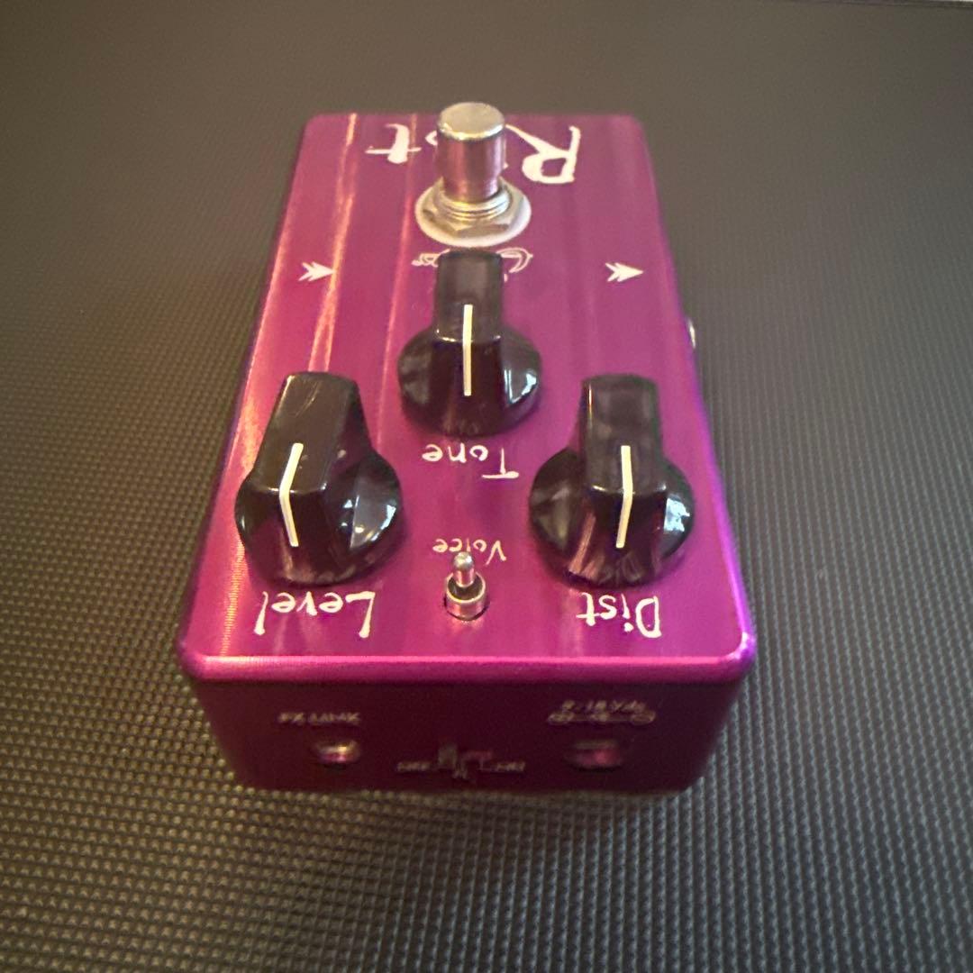 Suhr Riot 【ディストーション】