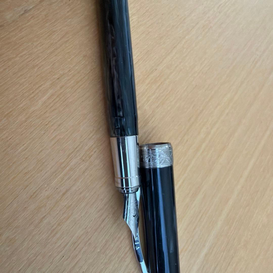 VISCONTI ブラック 万年筆（値引き可能）