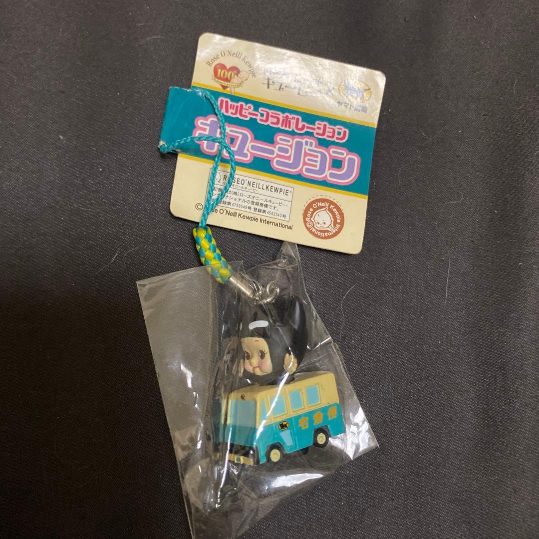 更に更に 値下げ中 超超超レアキューピーバス型ストラップ キュージョン！