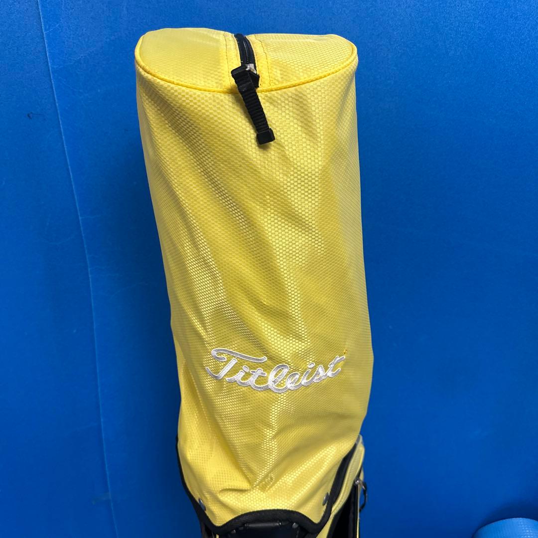 Titleistスタンド式キャディーバッグ