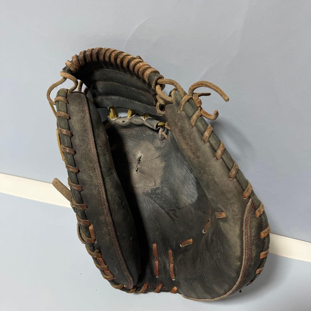 【希少】天皇杯・国体優勝選手使用 キャッチャーミット（ボロボロ）