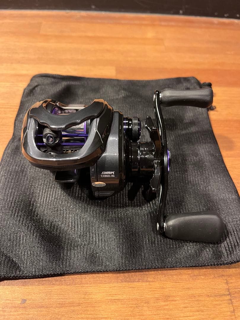 DCベイトリール 青霜 CHEETAH 左巻き ギア 8.5:1