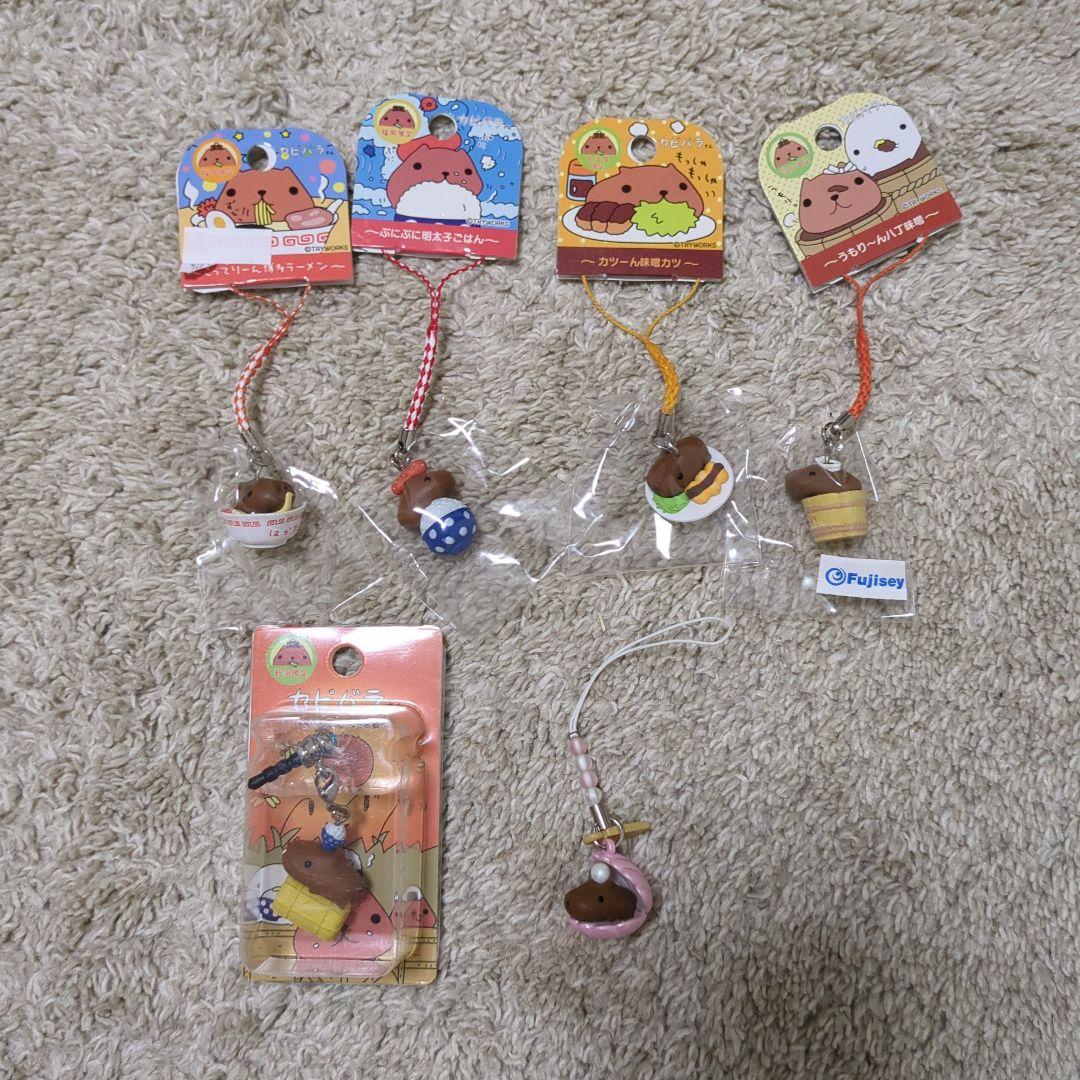 カピバラ　キーホルダー　 6個セット