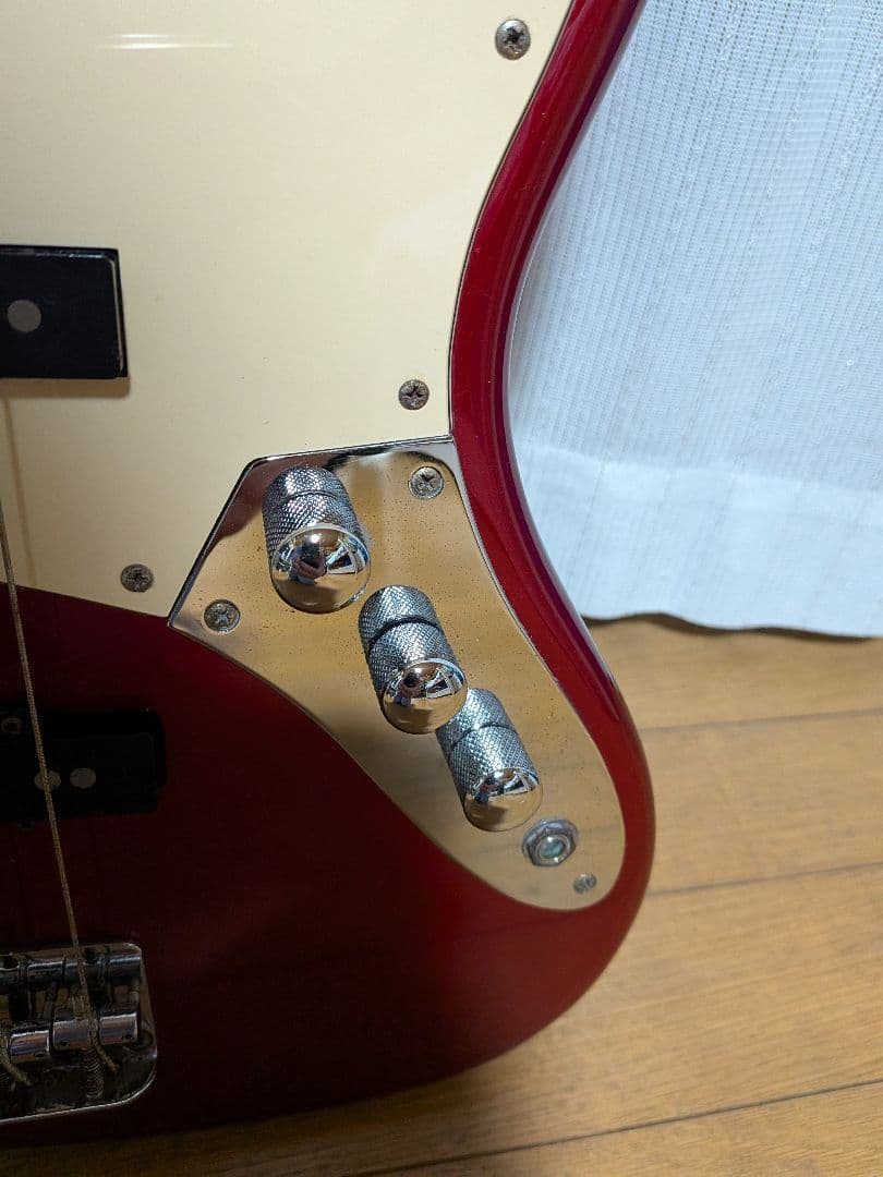 Squier　by fender jazz bass ジャンク品